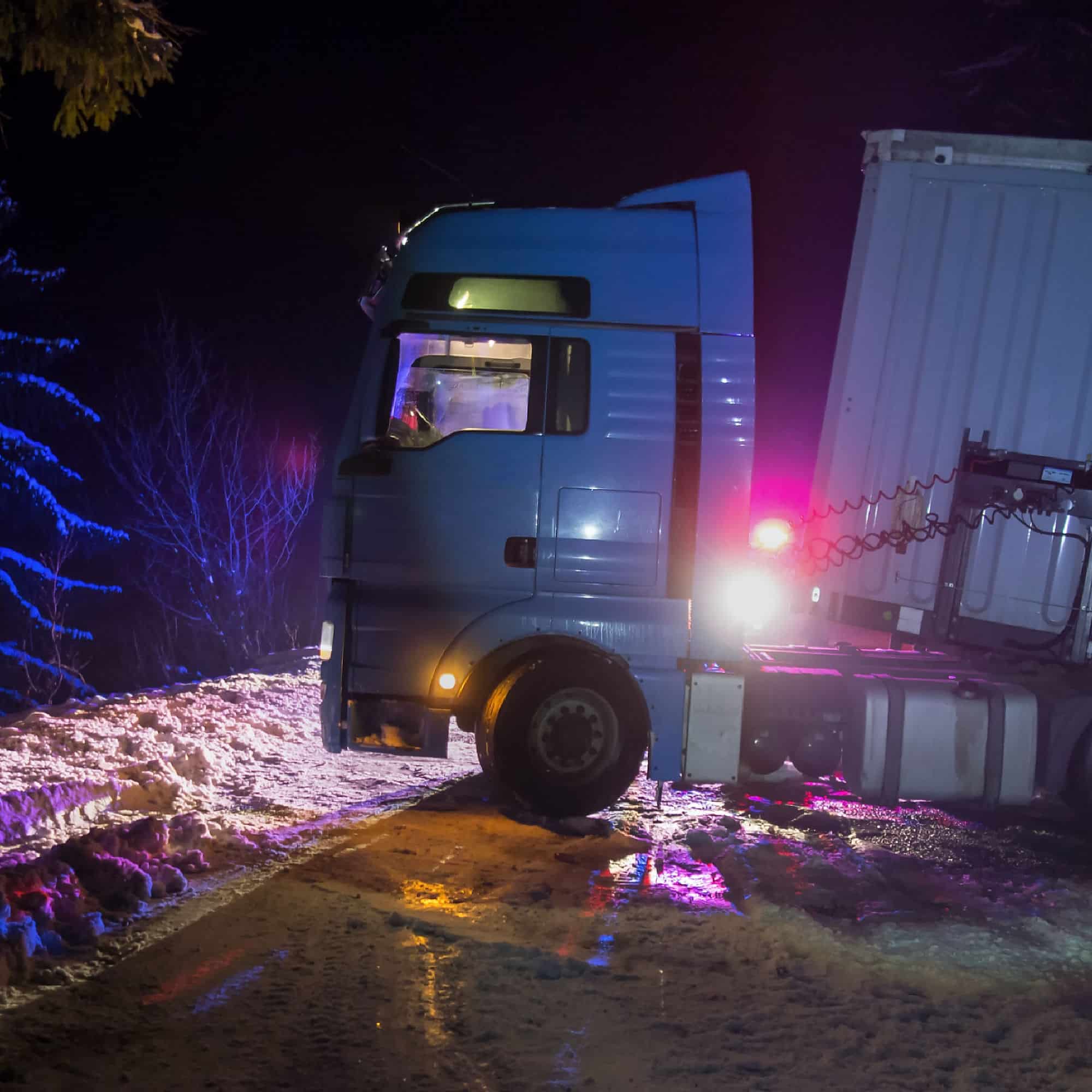 What To Consider When Looking For A Truck Accident Lawyer In Peoria